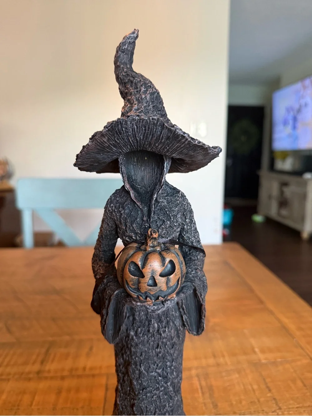 Authentique Spooky Night Faceless Witch Tree Halloween Statue -VIRAL